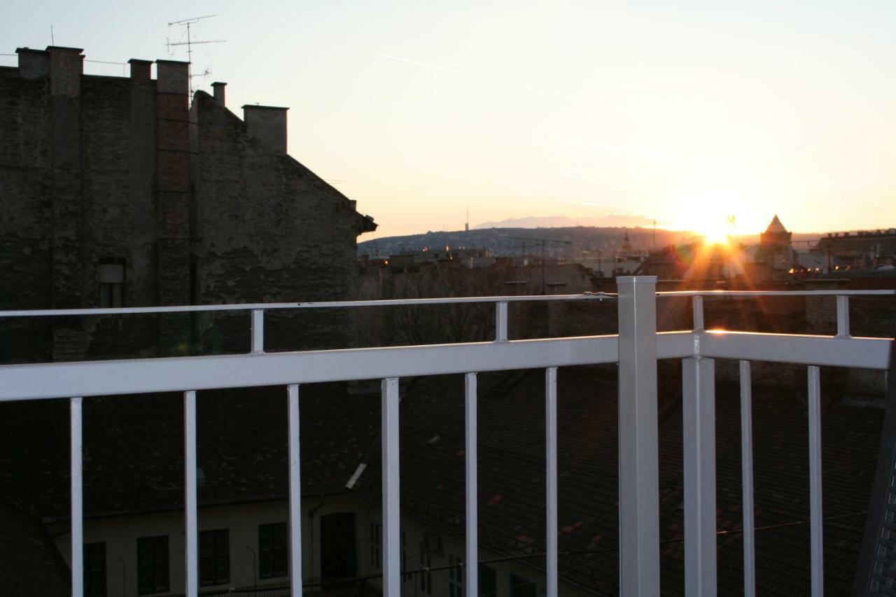 Broadway Center Rooftop View Apartment Budapest Exteriör bild